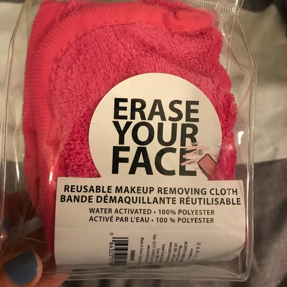 Make up remover